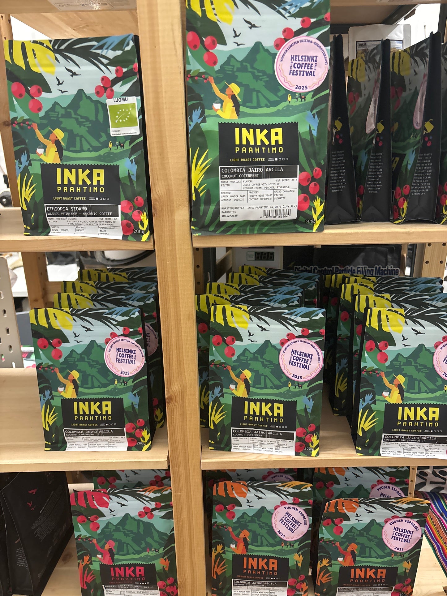 JOULUMYYJÄISTEN LOPPUUNMYYNTI